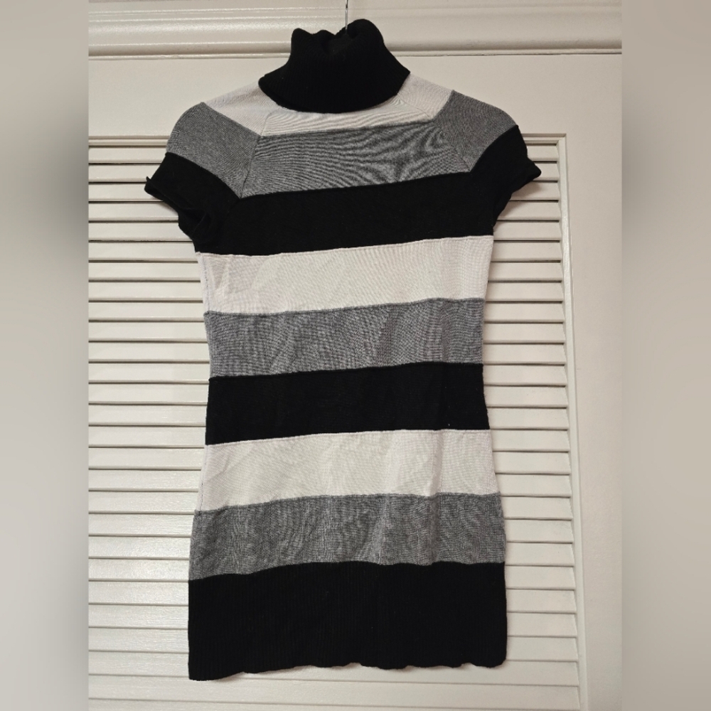 Love by Design - Stripe Short-Sleeve Tunic Turtleneck Sweater Top